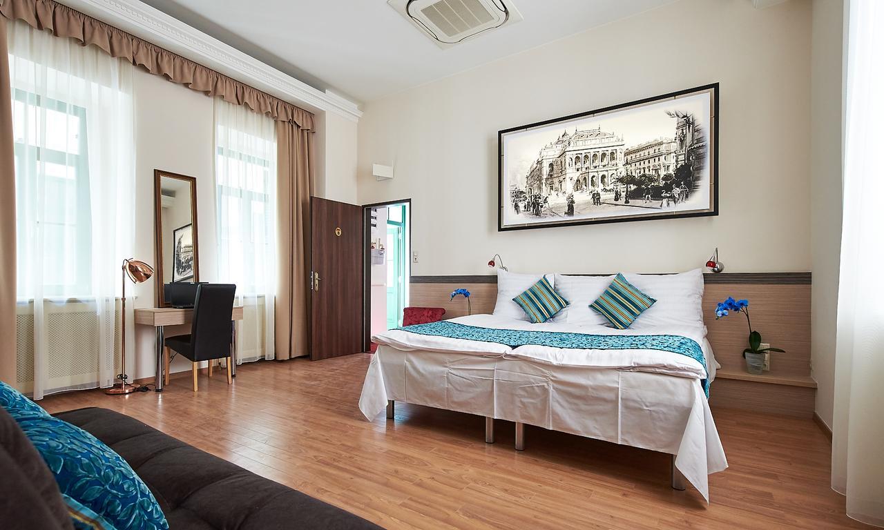 Lion Premium Hotel Budapest Eksteriør bilde